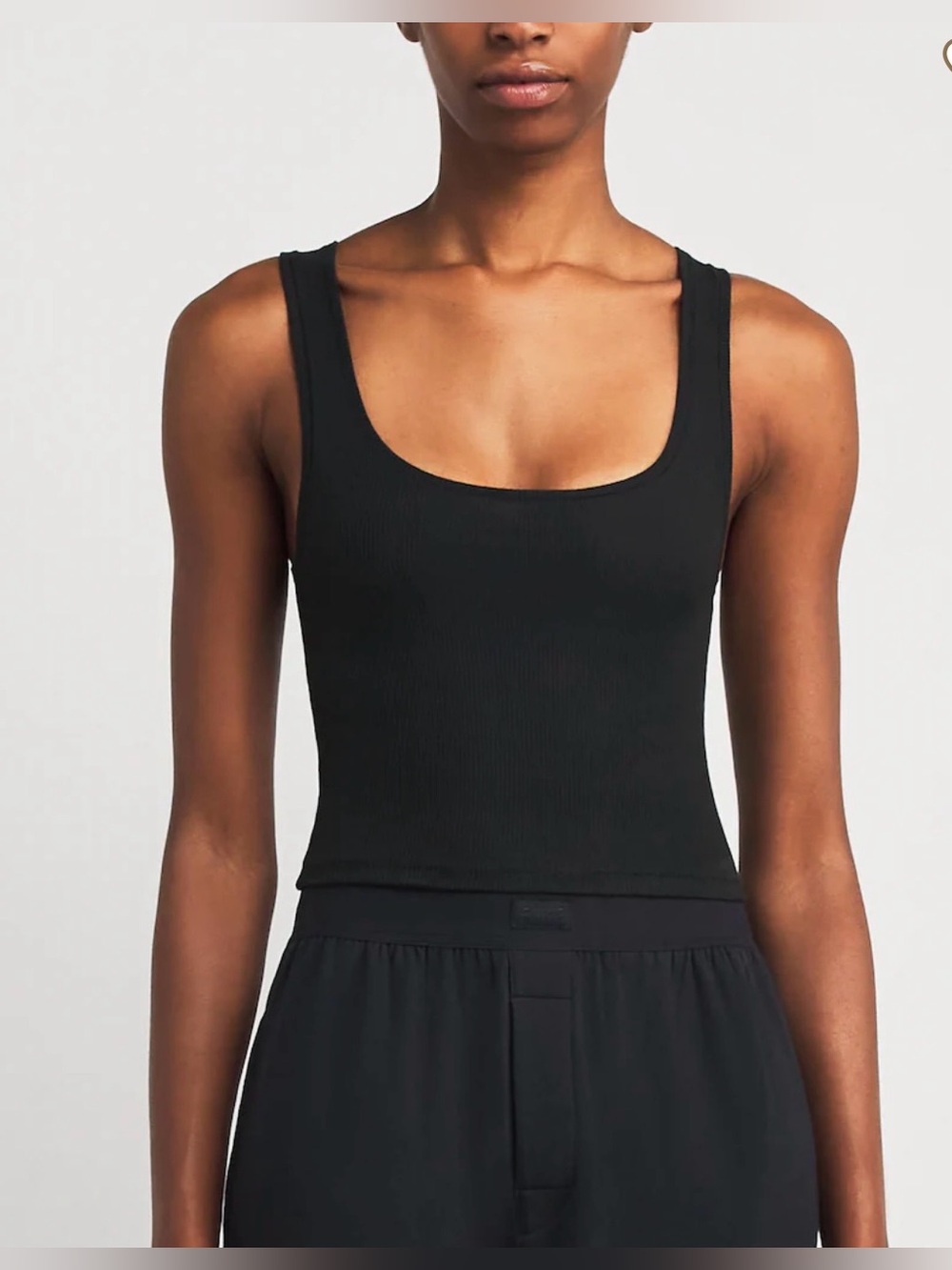 SKIMS Black Cotton Ribbed Scoop Neck Crop Tank Size Medium NWOT